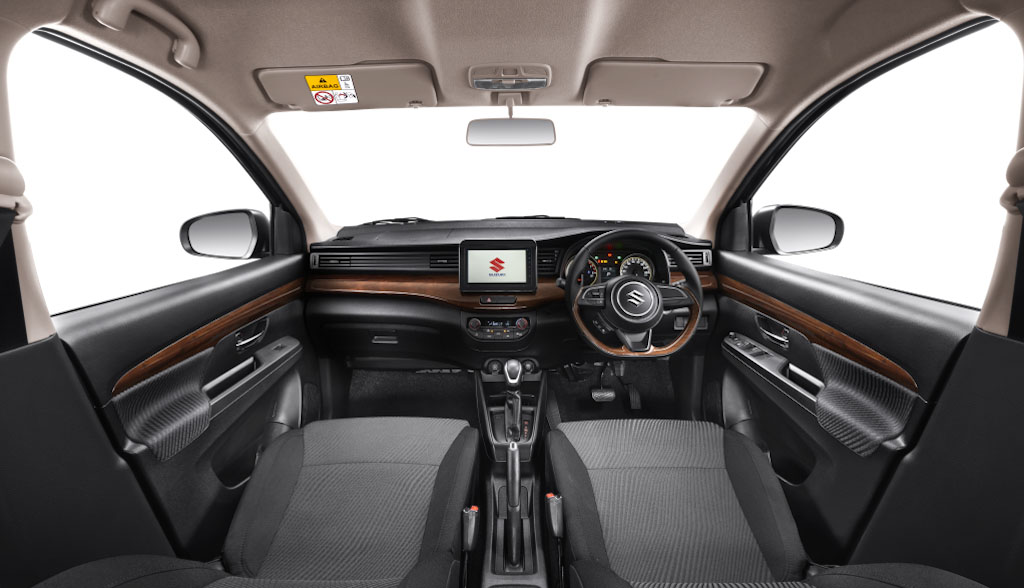 interior ertiga