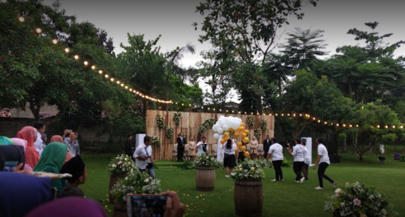 tempat wedding outdoor jakarta barat Puri Tirta