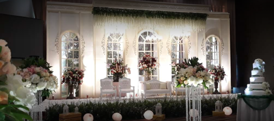 tempat wedding jakarta utara The Royale Gading Raffles Room