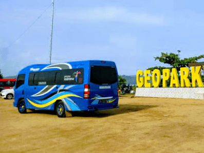 sewa elf bekasi lepas kunci